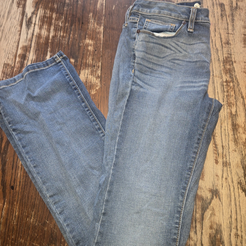 STYLUS Women's Boot Cut Jeans in Classic Denim